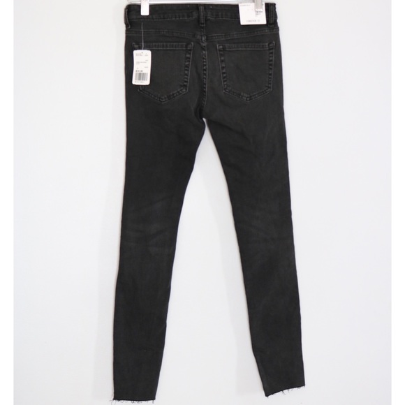 Forever21 low rise/ankle fit jeans size 24 - Picture 3 of 5